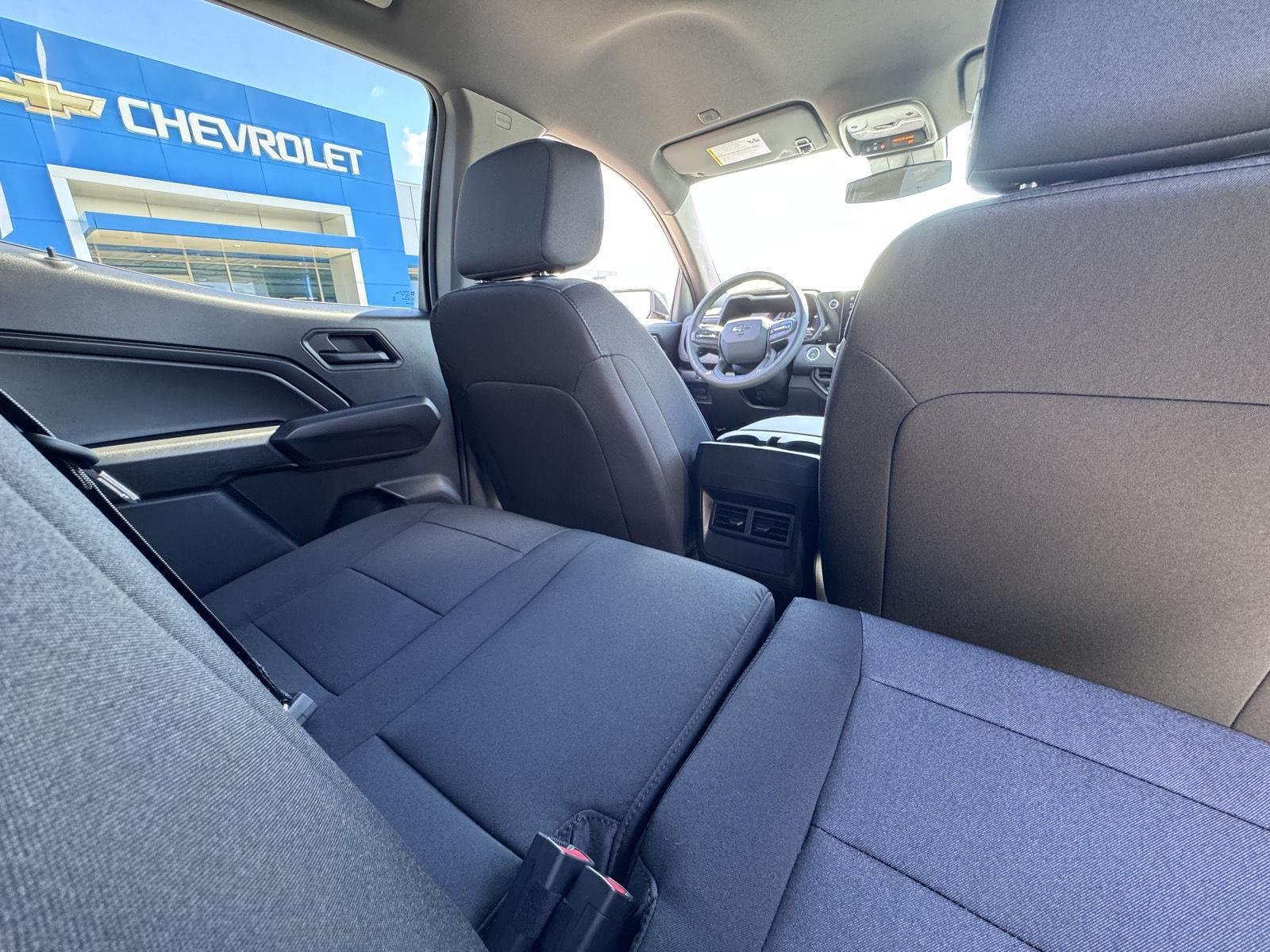 2026 Chevrolet Colorado Trail Boss - Photo 44