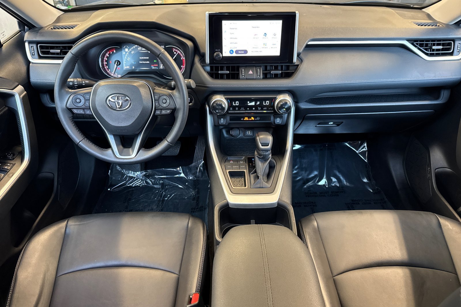 Used 2023 Gray Toyota XLE Premium image 17