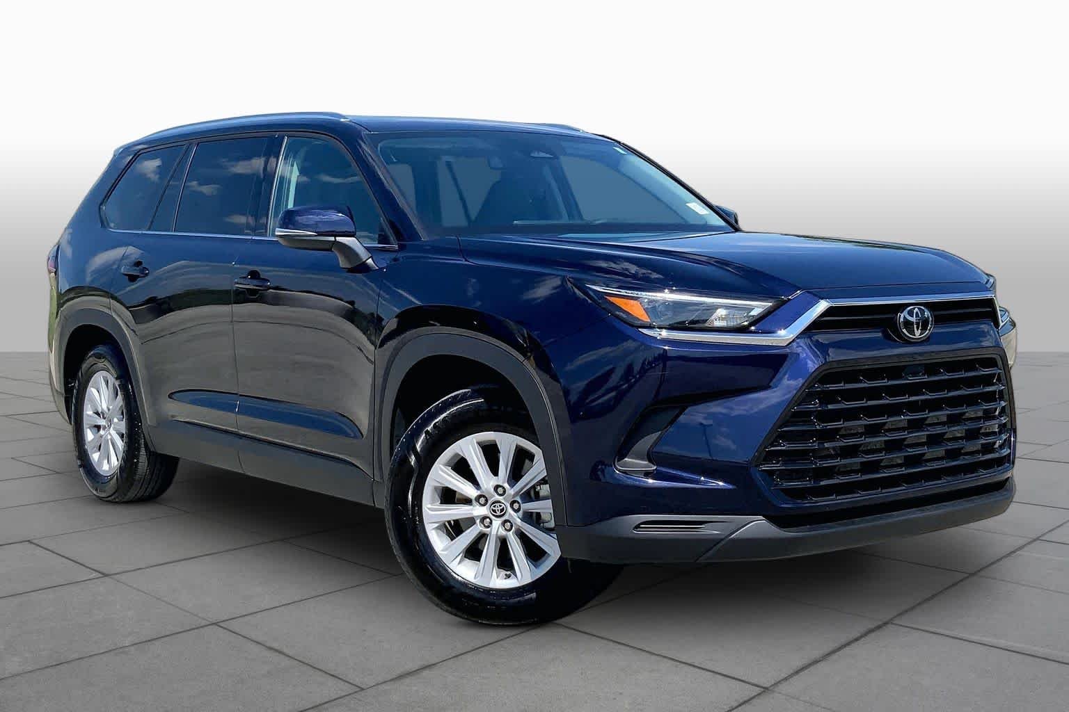 Certified Used 2026 Blueprint Toyota XLE image 3