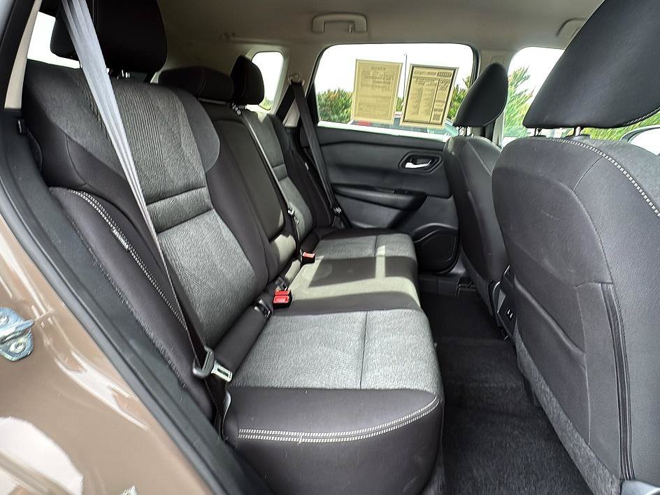 Used 2025 Baja Storm Metallic Nissan SV image 23
