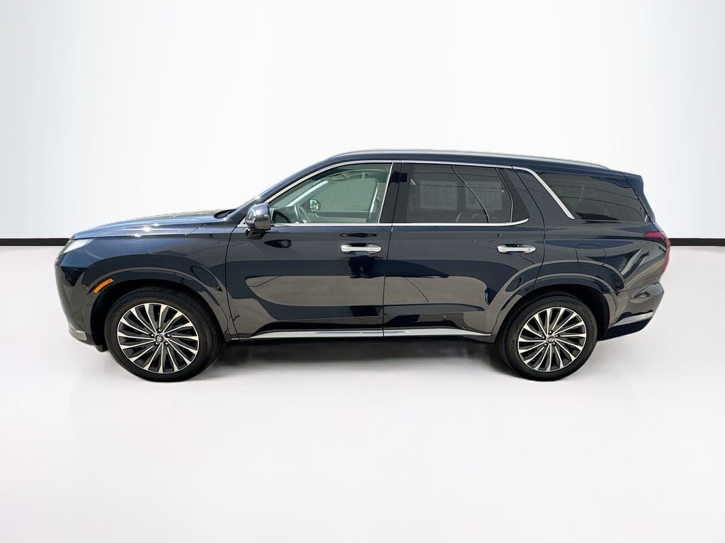 Used 2023 White Hyundai Calligraphy image 8