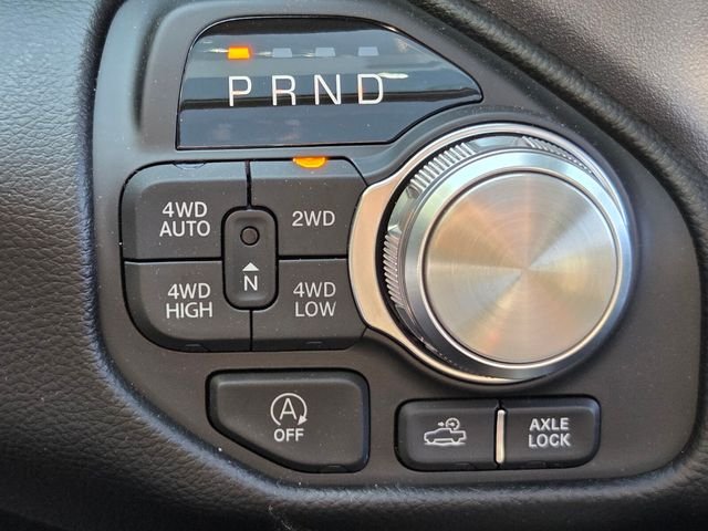 New 2026 Diamond Black Crystal Pearl-Coat Exterior Paint RAM Rebel image 19