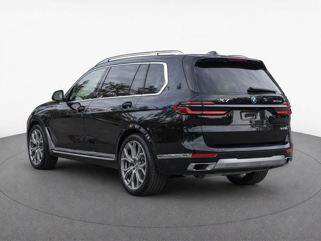 Certified Used 2025 Black Sapphire Metallic BMW xDrive40i image 4