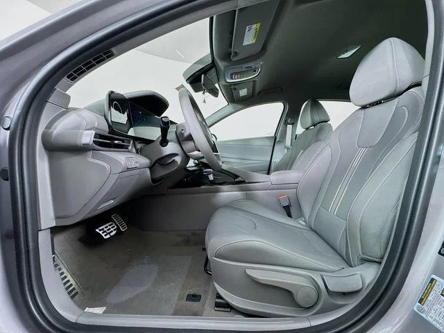2025 Hyundai Elantra Blue - Photo 33