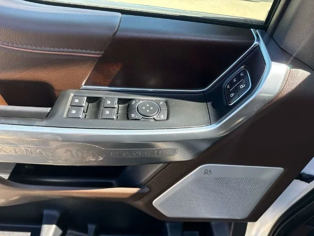 Used 2025 White Ford King Ranch image 33