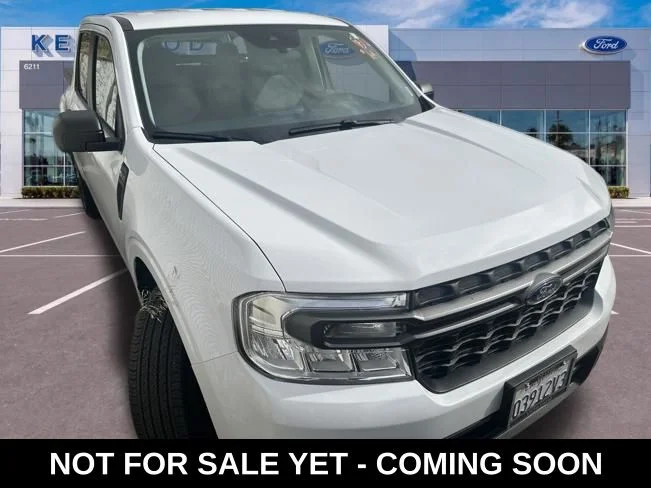 Used 2023 White Ford XLT image 1