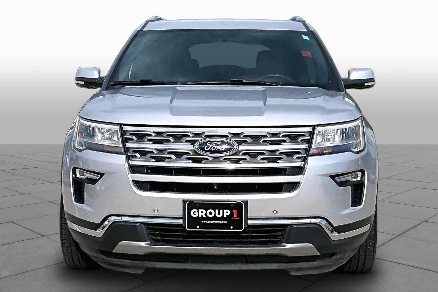 Used 2018 Ingot Silver Metallic Ford Limited image 4