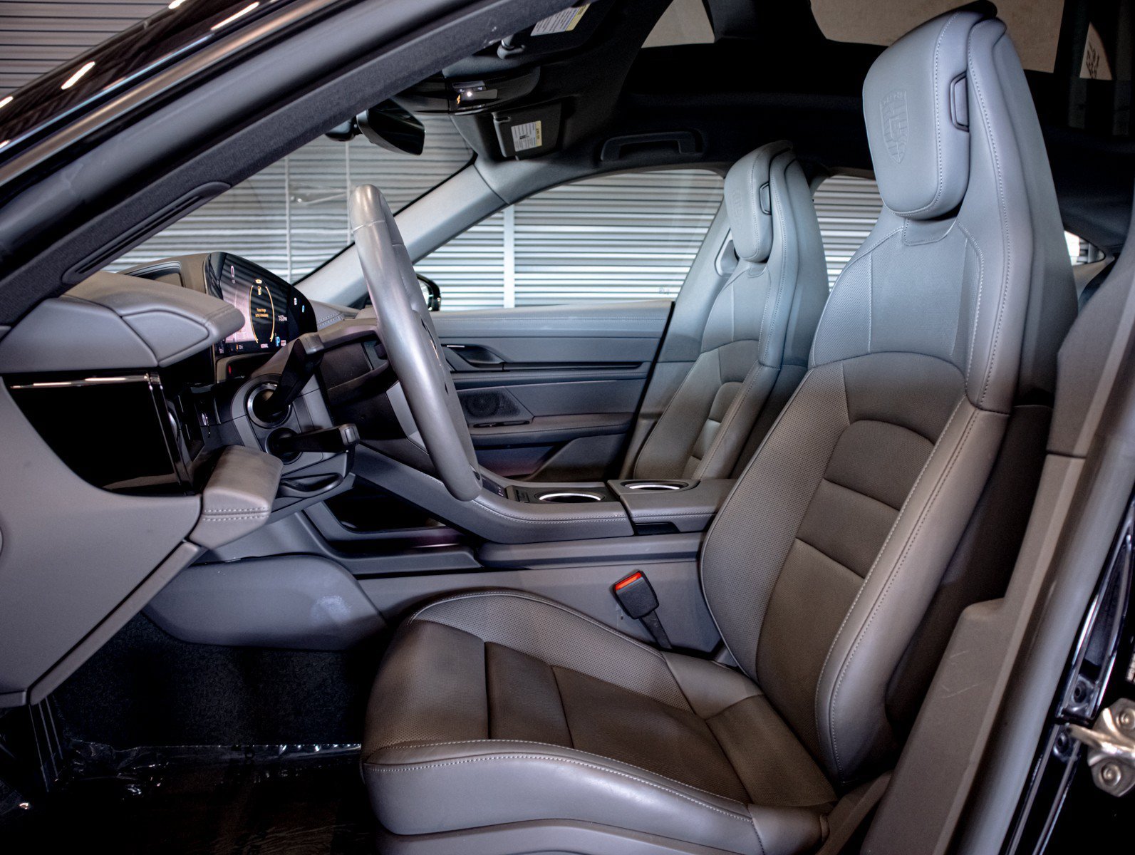 Certified Used 2023 Jet Black Metallic Porsche  image 3