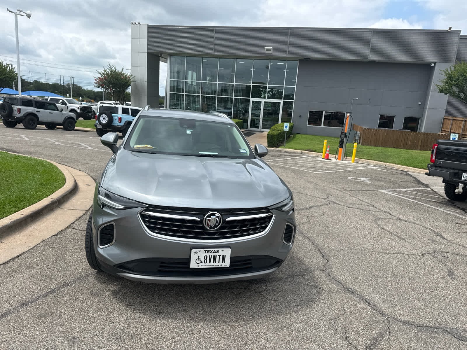 Vehicle Image 2
