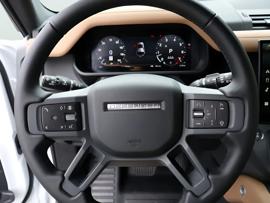 New 2026 Fuji White Land Rover S image 29