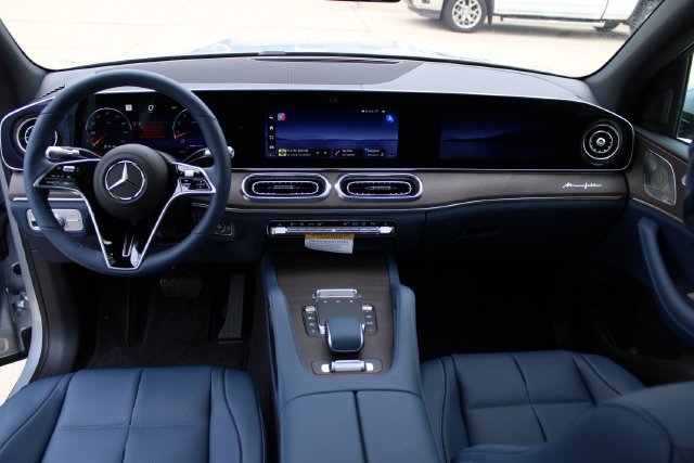 New 2027 Cirrus Silver Metallic Mercedes-Benz GLS 450 image 29