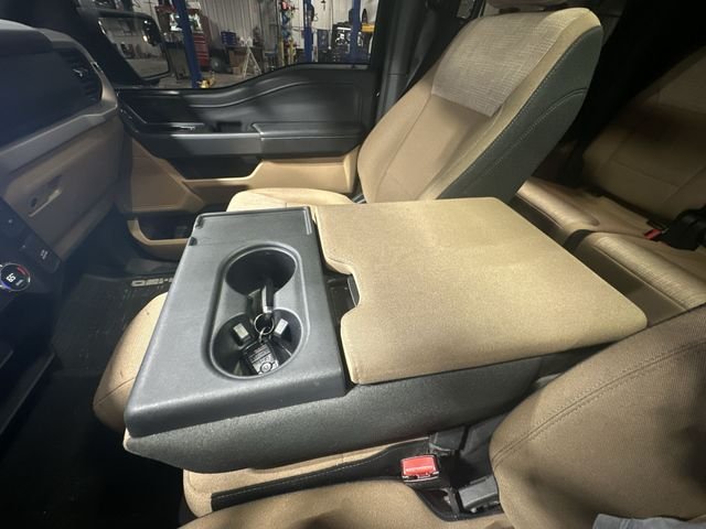 Certified Used 2021 Blue Metallic Ford XLT image 28