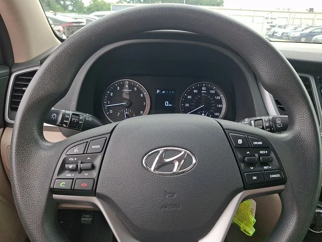 Used 2017 Red Hyundai SE image 25