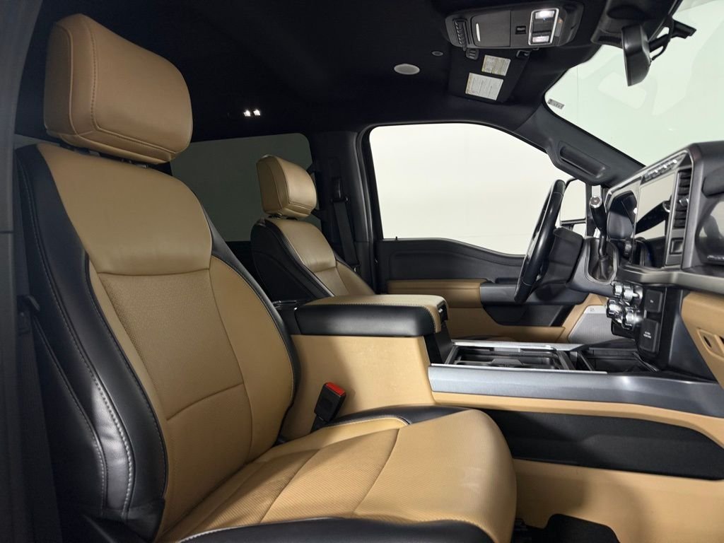 Used 2024 Bronze Metallic Ford Lariat image 33