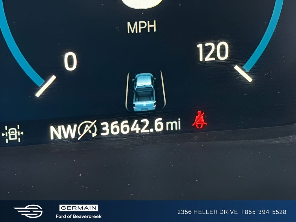 Used 2021  Ford Lariat image 20