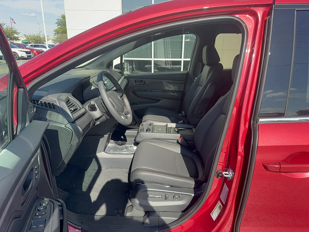 New 2026 Radiant Red Metallic II Honda Sport-L image 10