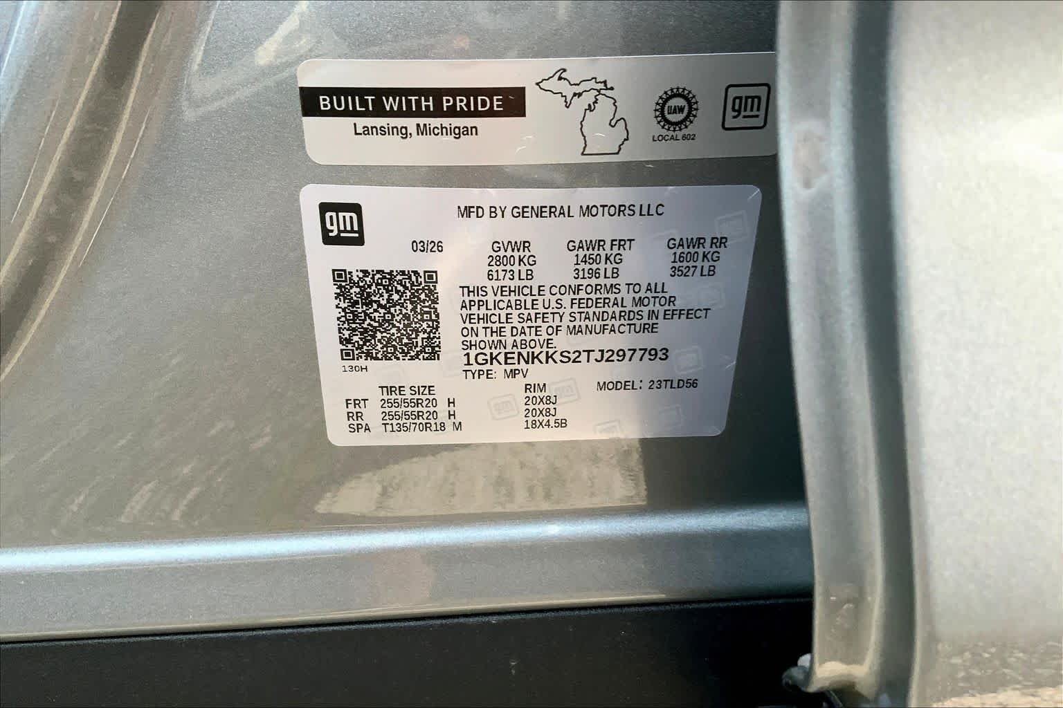 New 2026 Sterling Metallic GMC Elevation image 17