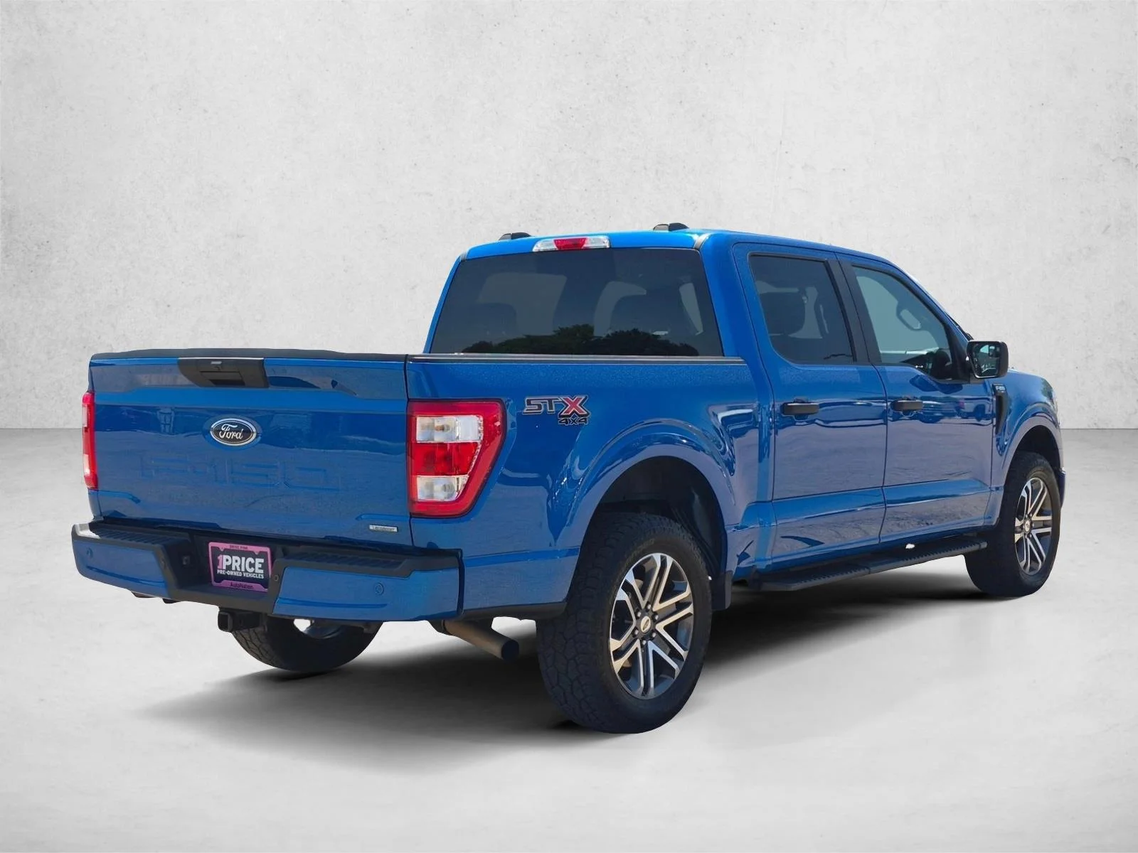 Used 2021 Velocity Blue Metallic Ford XL image 5