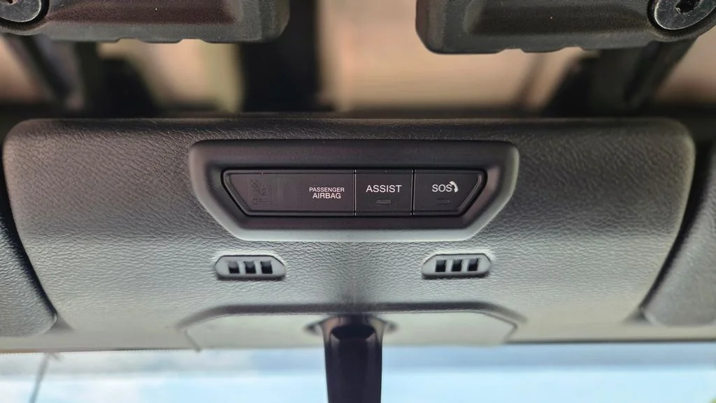 Used 2022 White Jeep Unlimited Willys image 23