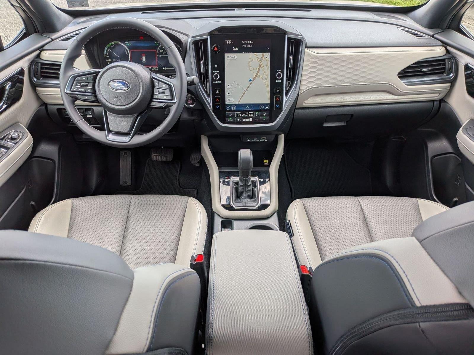 Used 2025 Crystal White Pearl Subaru Limited Hybrid image 33