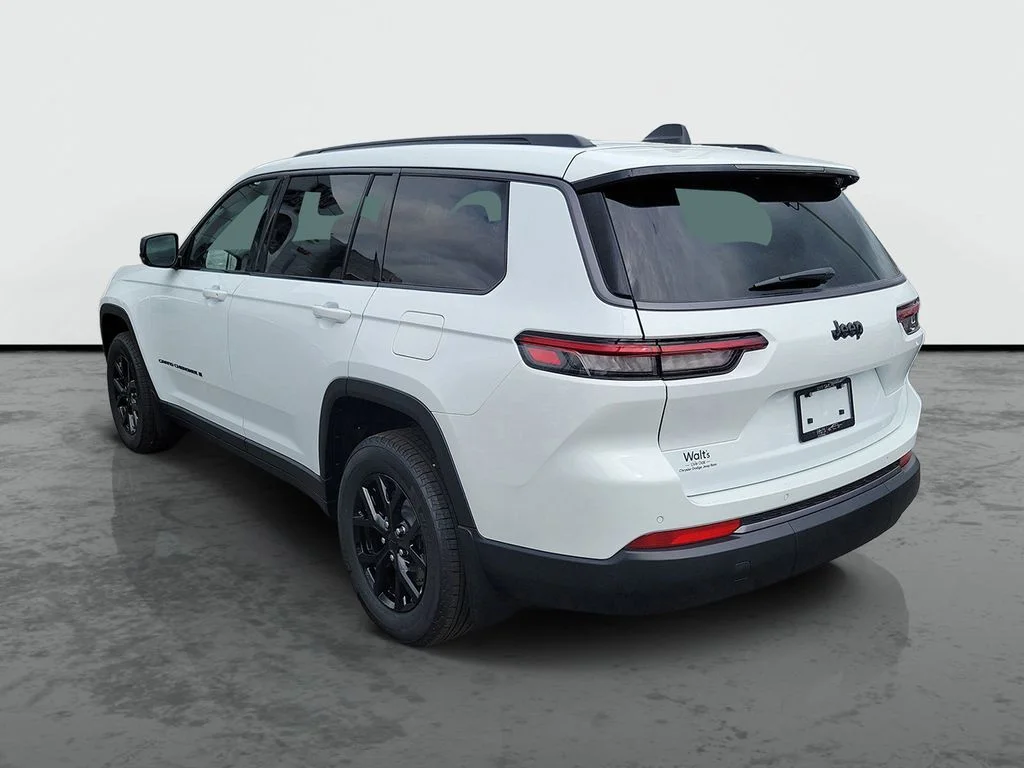 New 2026 Bright White Clearcoat Jeep Altitude image 3