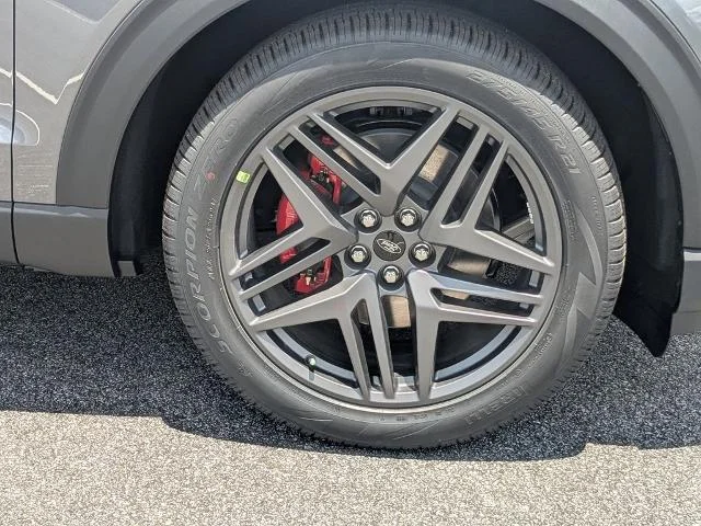 New 2026 Carbonized Gray Metallic Ford ST-Line image 40