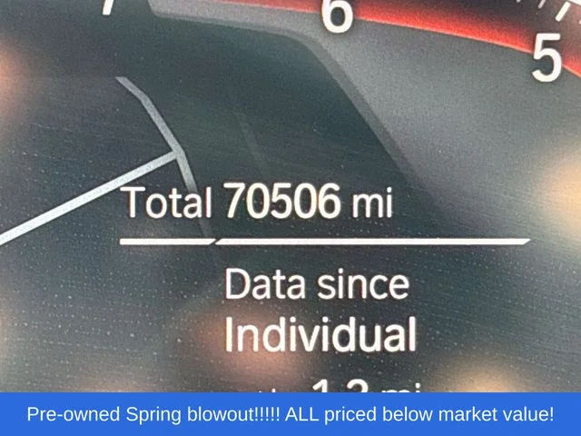 Used 2022 Black BMW sDrive30i image 21