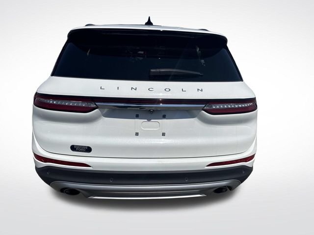 Used 2025 White Lincoln Reserve image 4