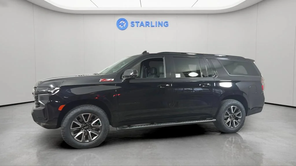 Used 2023 Black Chevrolet Z71 image 3