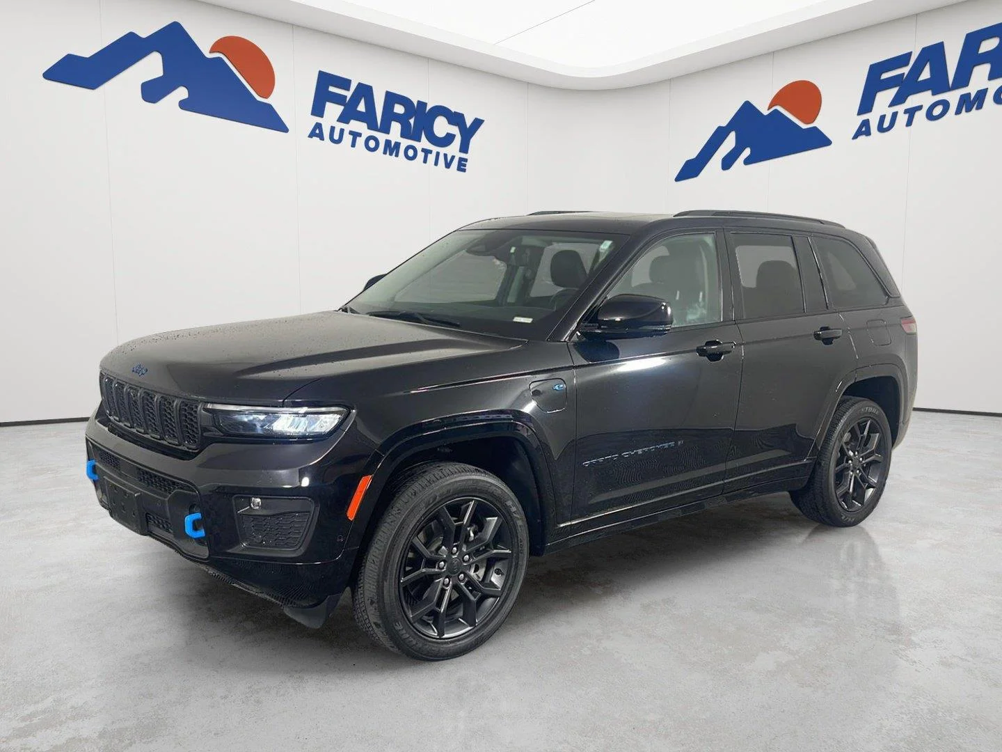 Used 2023 Diamond Black Crystal Pearlcoat Jeep 30th Anniversary image 1