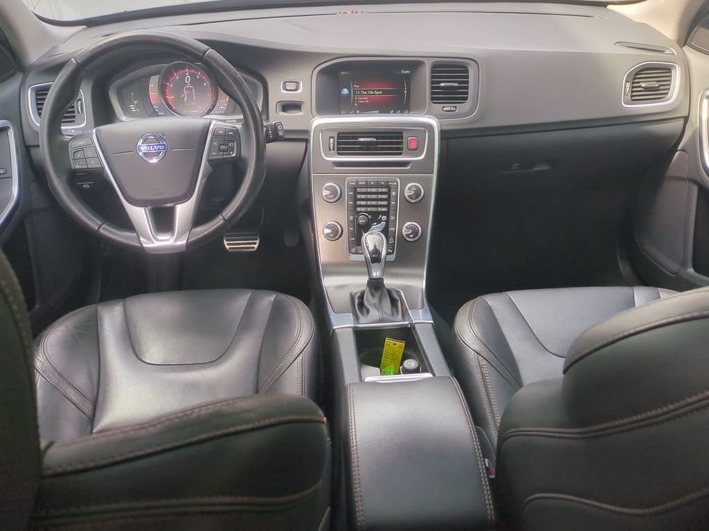 Used 2016 Gray Volvo T5 image 23