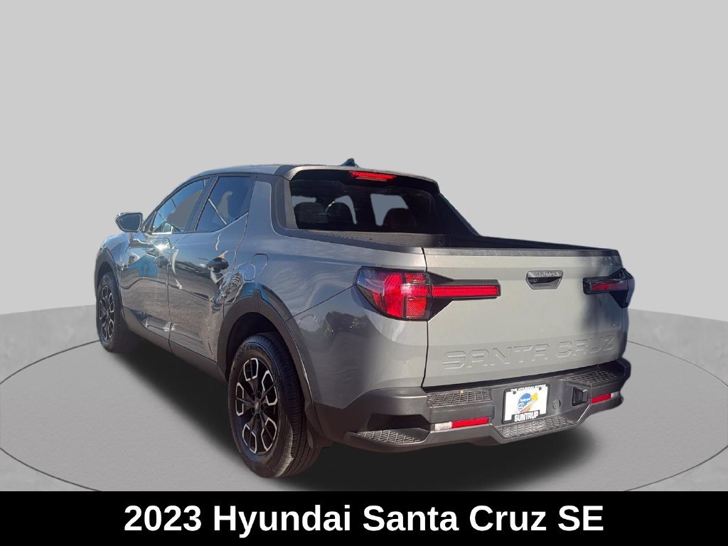 Used 2023 Hampton Gray Hyundai SE image 3
