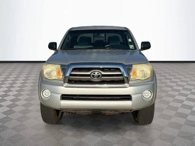 Used 2010 Silver Toyota PreRunner image 2