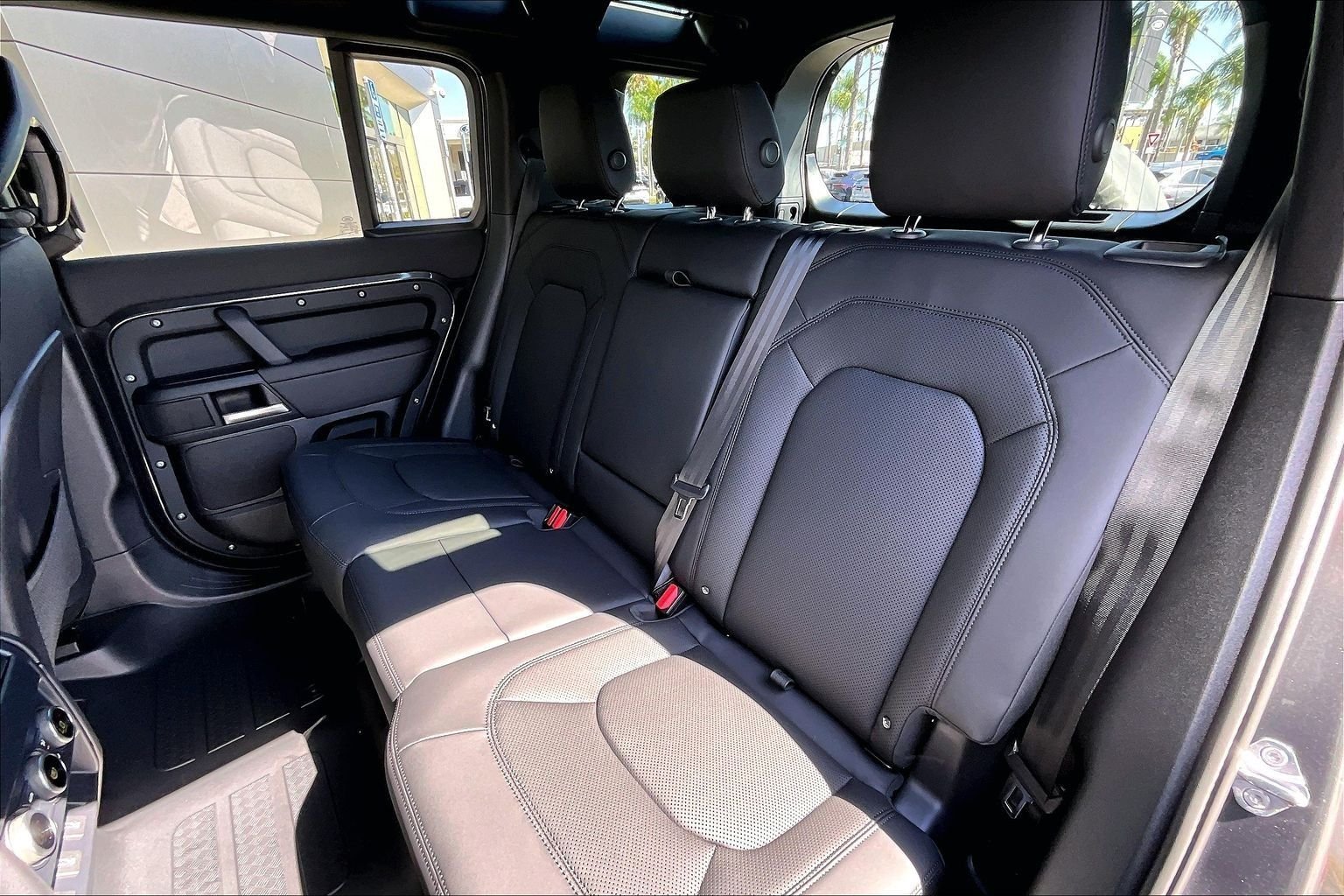 New 2026 Carpathian Grey LAND ROVER X-Dynamic SE image 10