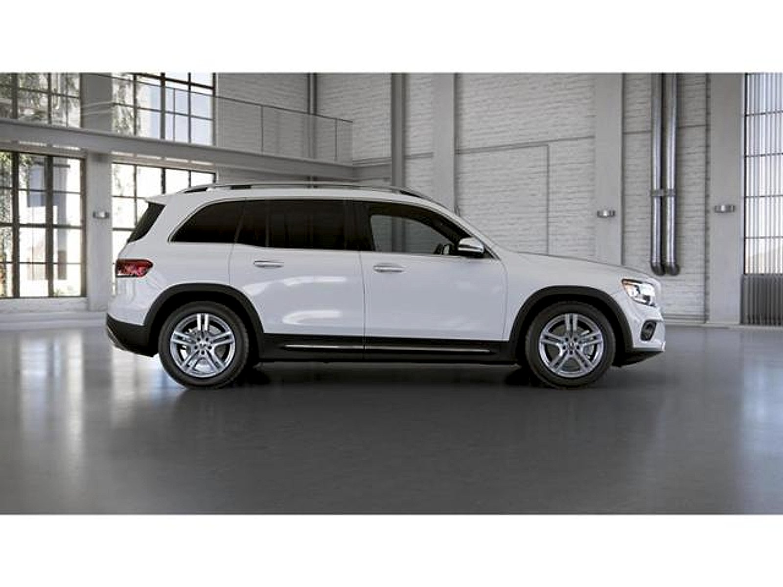 Used 2023 Polar White Mercedes-Benz 4MATIC® image 2