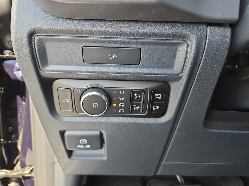 New 2026 Antimatter Blue Metallic Ford XLT image 16