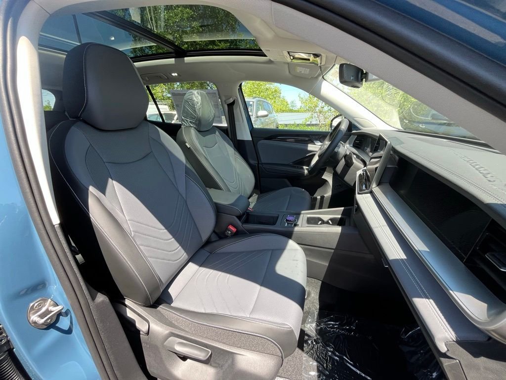 New 2026 Blue Volkswagen 2.0T SE image 11