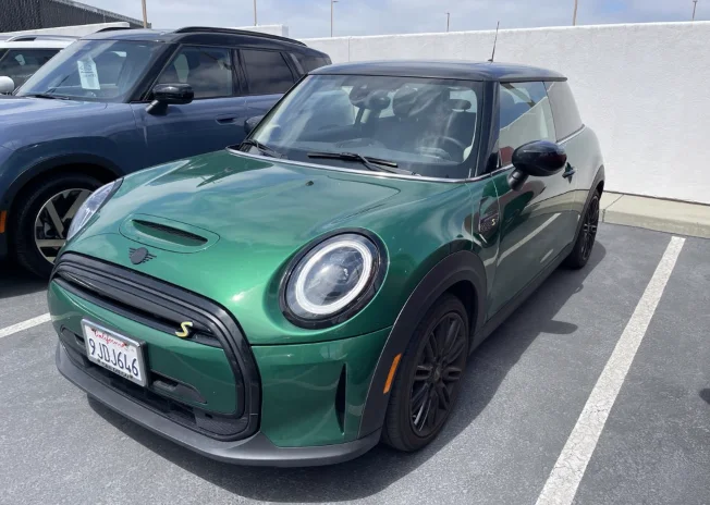 Certified Used 2024 British Racing Green MINI Signature image 1