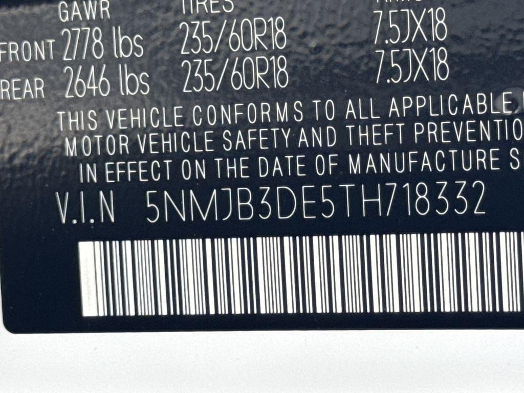New 2026 White Hyundai SEL FWD image 30