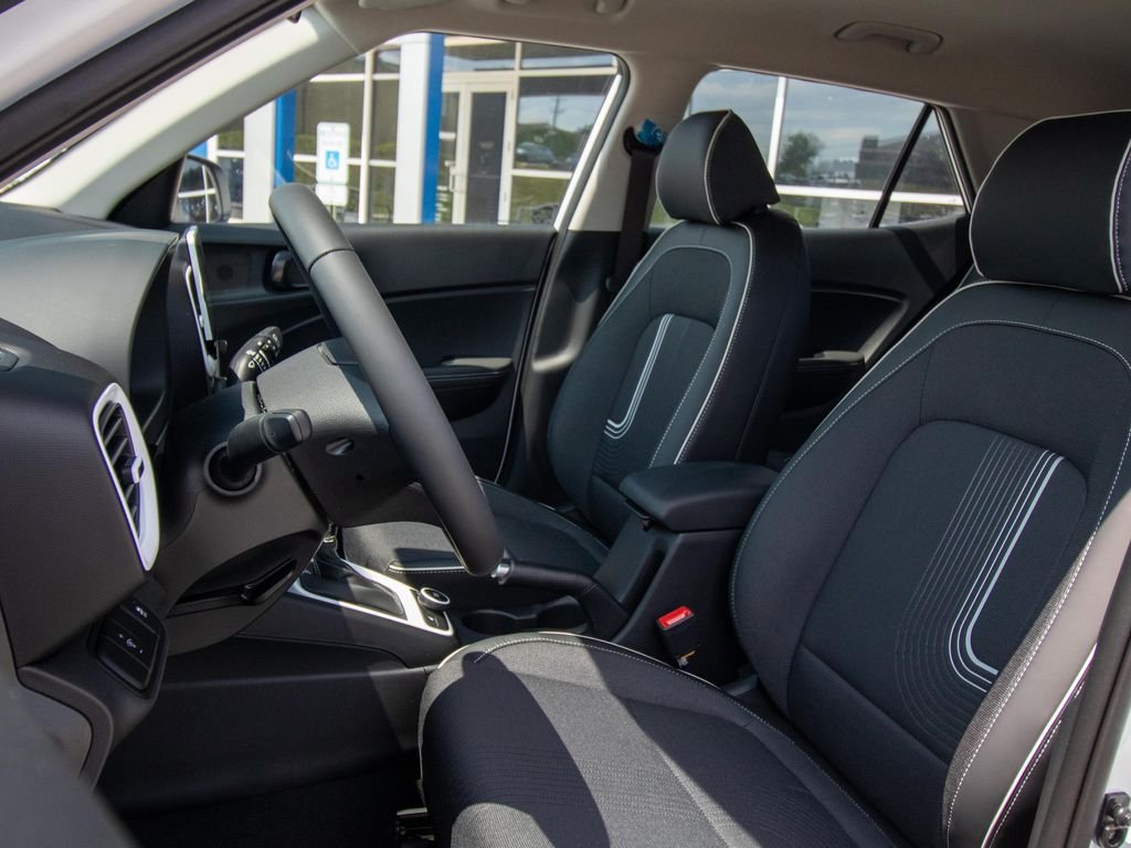 New 2026 White Hyundai SEL image 8