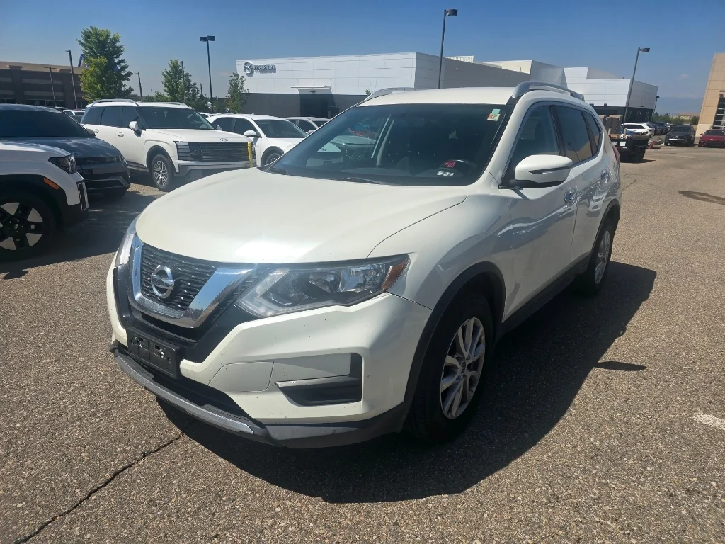 Used 2017 Pearl White Nissan SV image 10