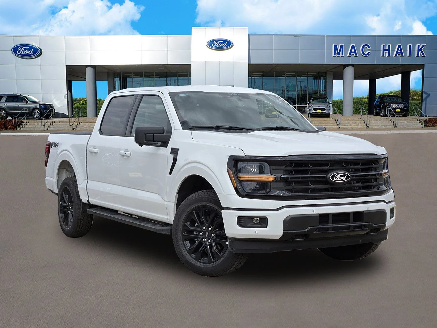 New 2026 Oxford White Ford XLT image 1