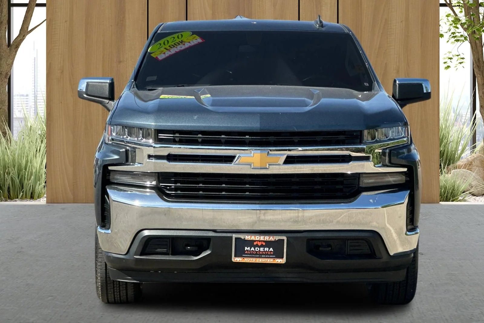 Used 2020 SHADOW GRAY METALLIC Chevrolet LT image 9
