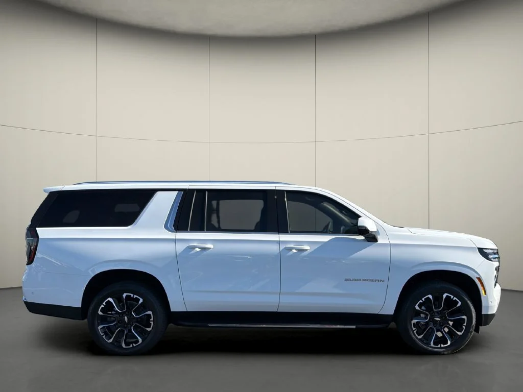 New 2026 Summit White Chevrolet LT image 7