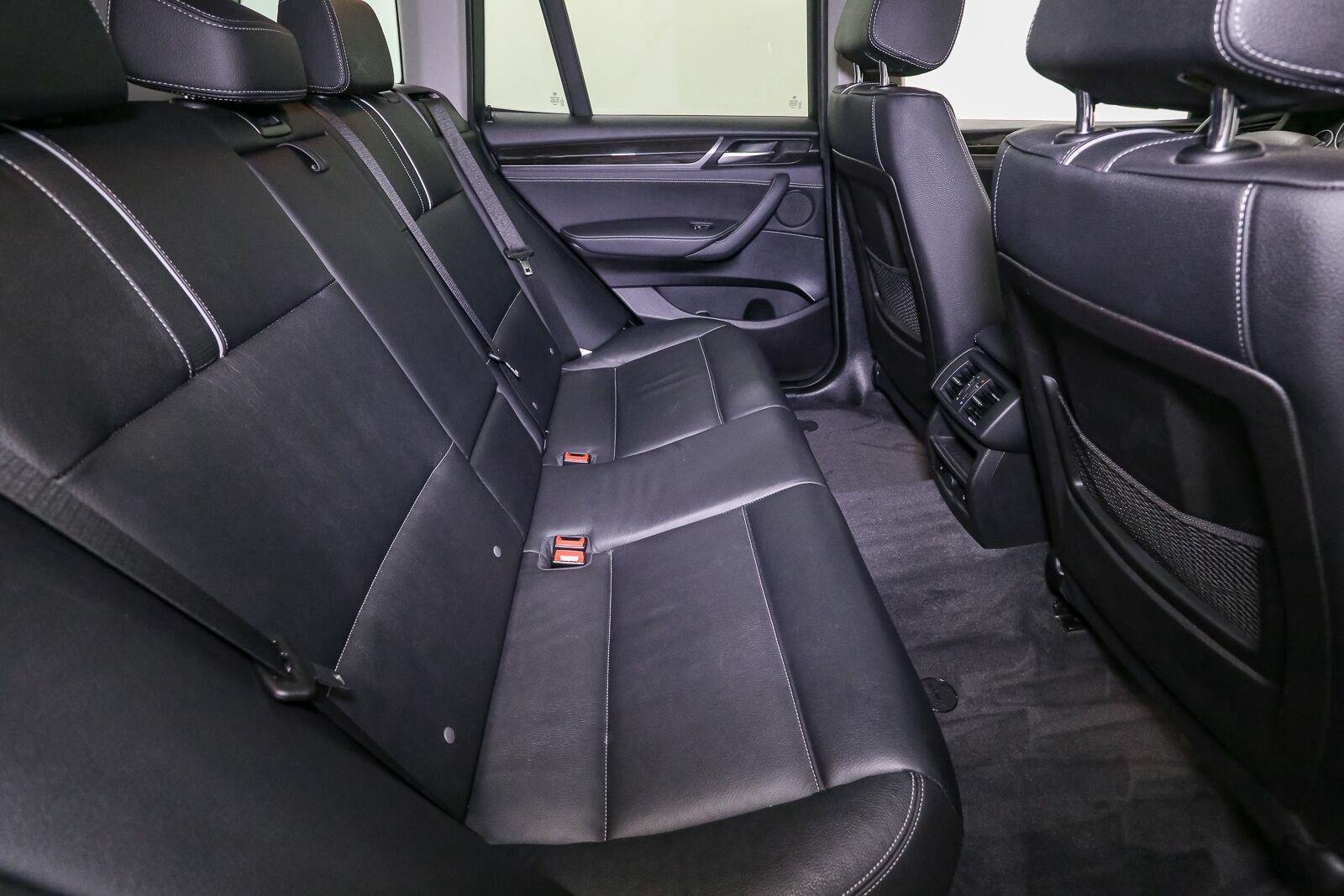 Used 2017 Jet Black BMW xDrive28i image 21