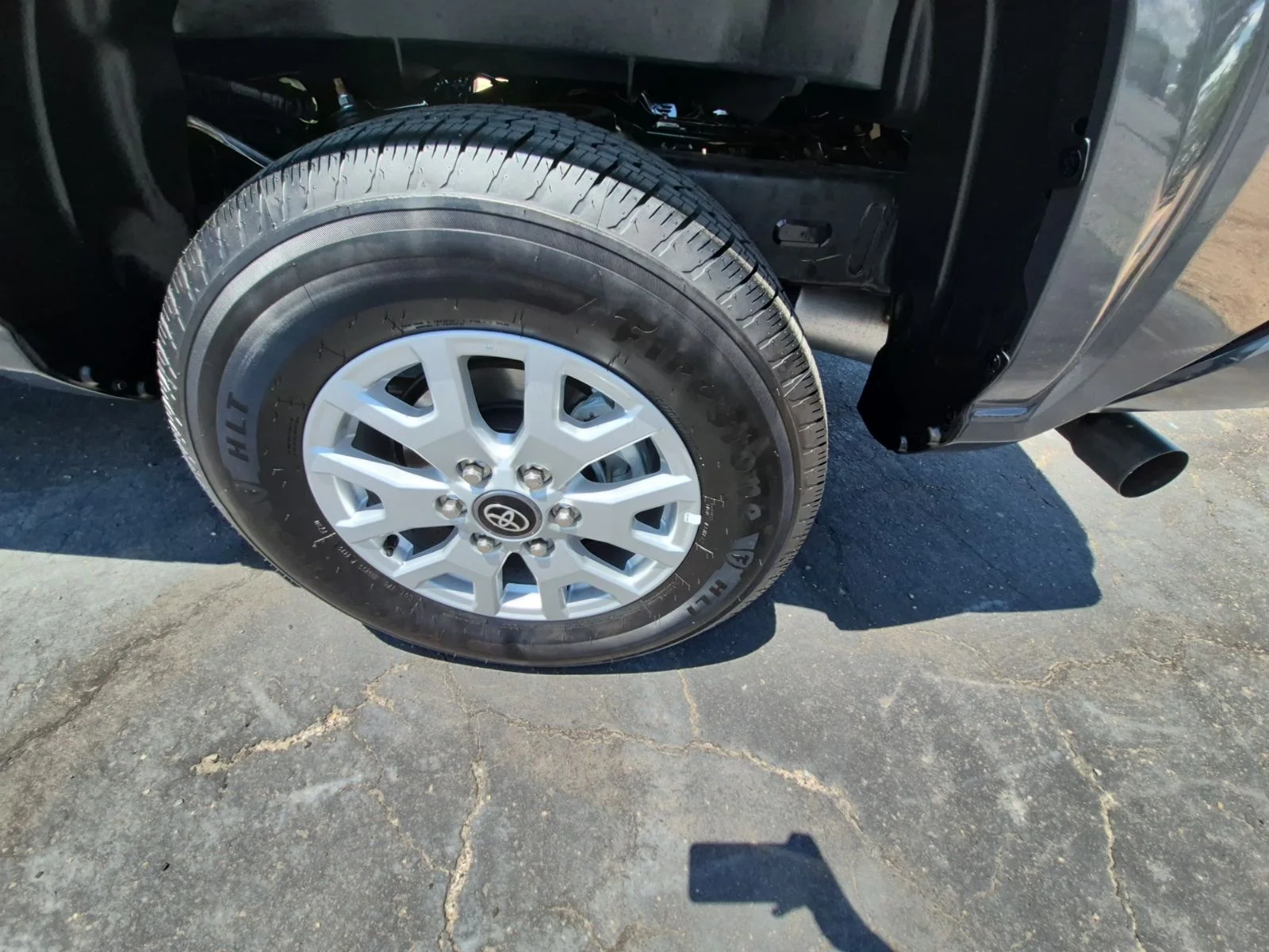 2026 Toyota Tacoma SR5 - Photo 42