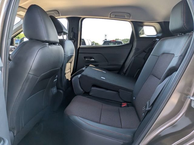 New 2026 Canyon Bronze Metallic Nissan SR image 9