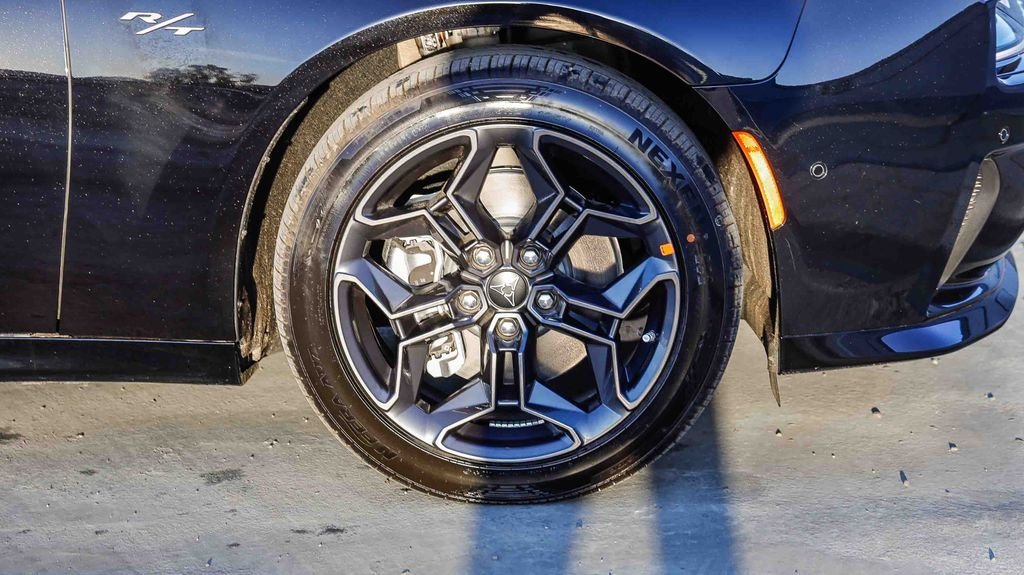 New 2026 Diamond Black Dodge R/T Plus image 11