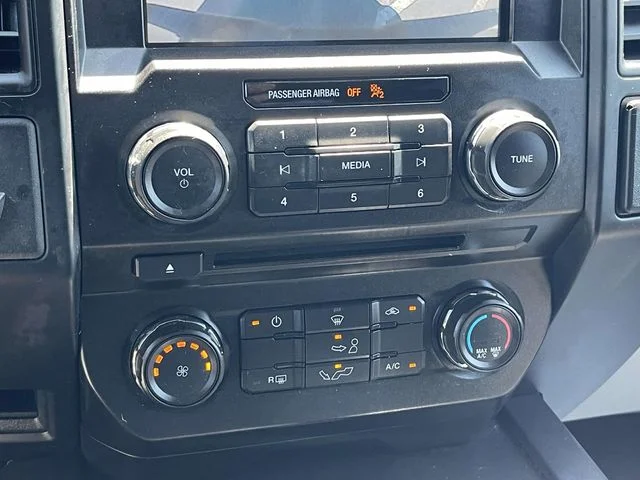 Certified Used 2018 Magnetic Ford XL image 27