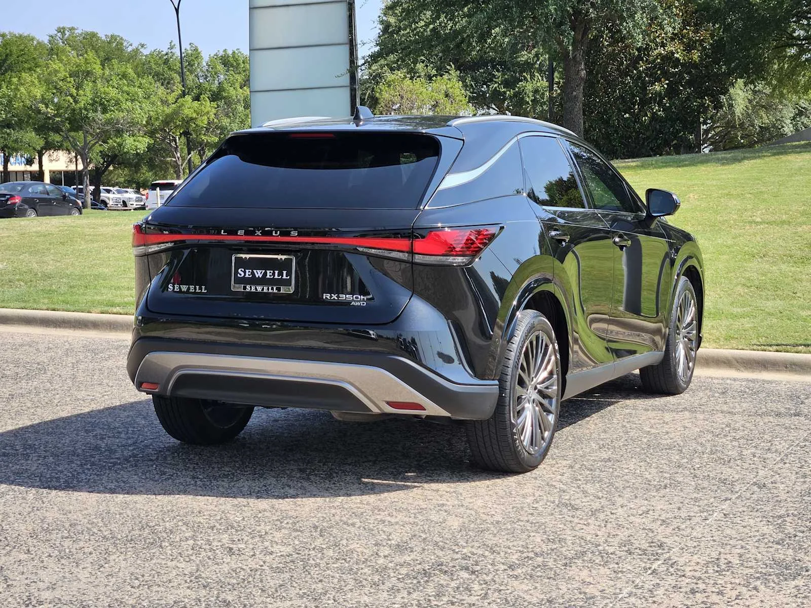 Certified Used 2025 CAVIAR Lexus Luxury image 4